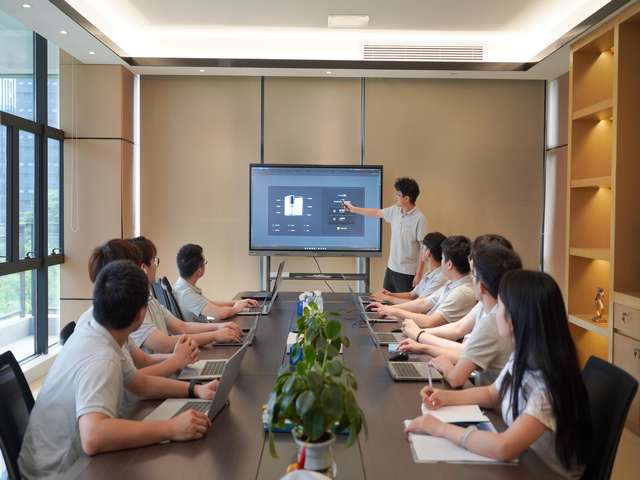 永嘉绿色路牌广告